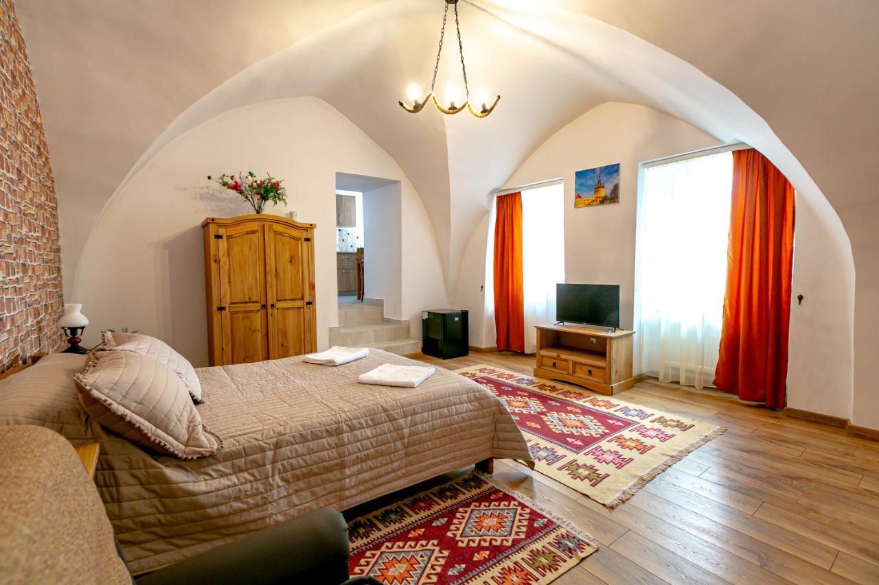 Rosenthal House Apartment Сигишоара Екстериор снимка